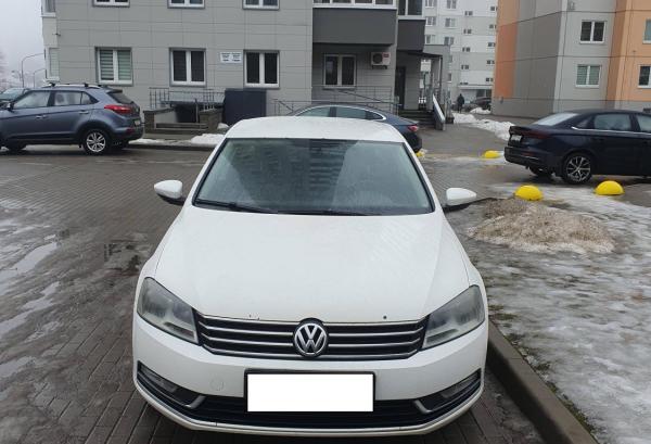Volkswagen Passat, 2011 год выпуска с двигателем Бензин, 27 373 BYN в г. Минск