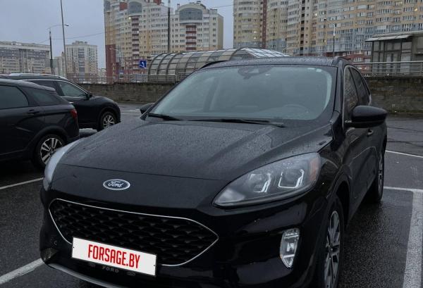 Ford Escape, 2019 год выпуска с двигателем Бензин, 69 473 BYN в г. Минск