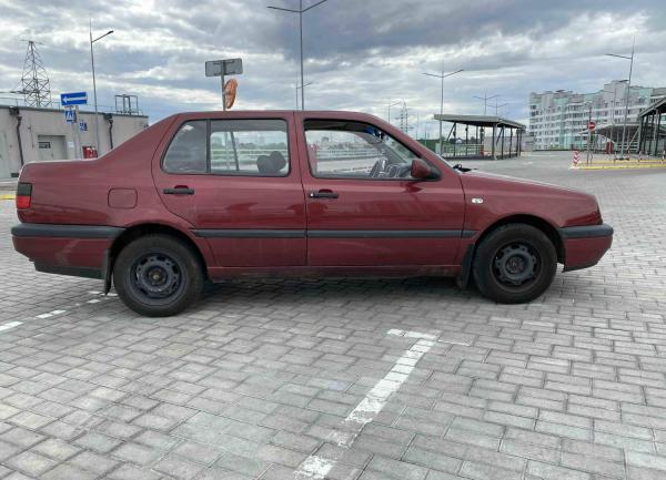 Volkswagen Vento, 1997 год выпуска с двигателем Бензин, 5 664 BYN в г. Минск
