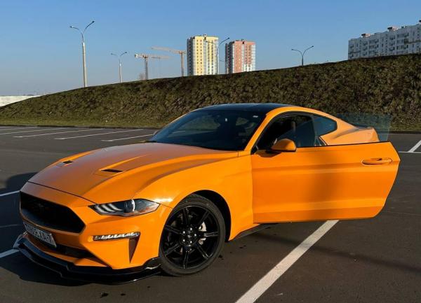 Ford Mustang, 2019 год выпуска с двигателем Бензин, 105 547 BYN в г. Минск