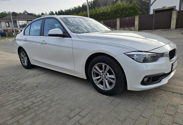 BMW 3 серия, 2016 год выпуска с двигателем Бензин, 57 939 BYN в г. Минск