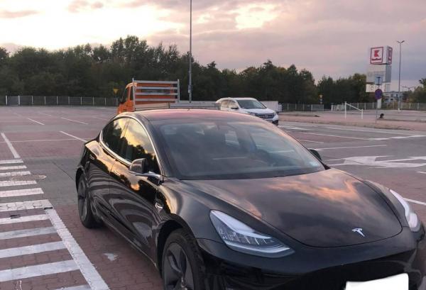 Tesla Model 3, 2018 год выпуска с двигателем Электро, 93 024 BYN в г. Минск