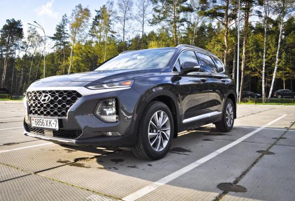 Hyundai Santa Fe, 2019 год выпуска с двигателем Бензин, 84 841 BYN в г. Минск