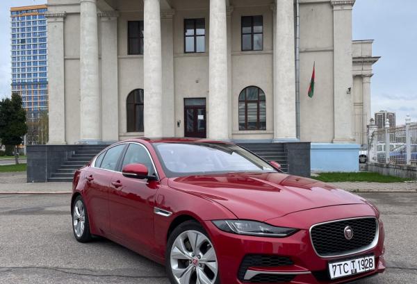 Jaguar XE, 2020 год выпуска с двигателем Бензин, 103 181 BYN в г. Минск