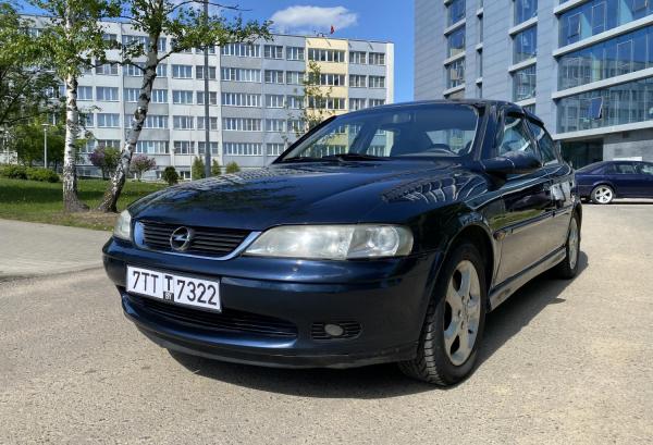 Opel Vectra, 2000 год выпуска с двигателем Бензин, 9 506 BYN в г. Минск