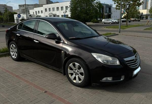 Opel Insignia, 2013 год выпуска с двигателем Бензин, 33 929 BYN в г. Минск