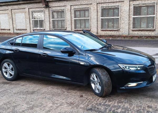 Opel Insignia, 2020 год выпуска с двигателем Бензин, 49 802 BYN в г. Минск
