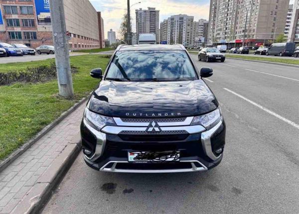 Mitsubishi Outlander, 2020 год выпуска с двигателем Бензин, 89 580 BYN в г. Минск