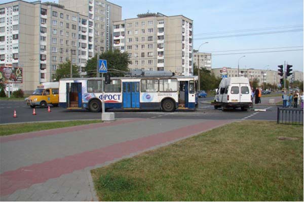 Водитель троллейбуса спровоцировал ДТП в Бресте