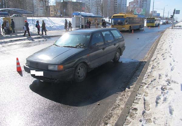 Бесправный водитель сбил гродненского школьника