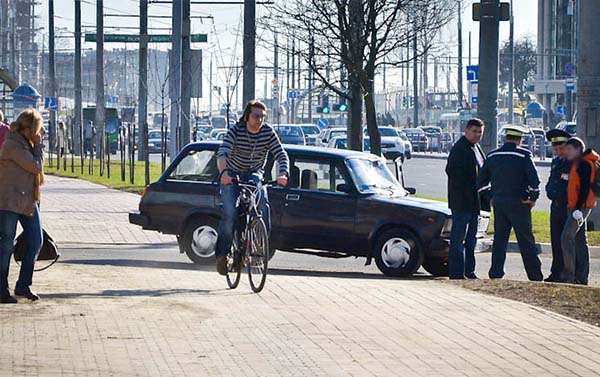 В столице водитель ВАЗа сбил велосипедиста