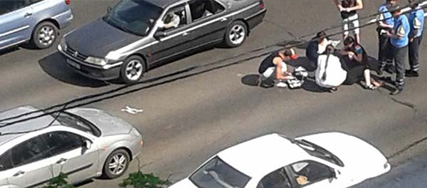 В центре столицы женщину сбили на пешеходном переходе
