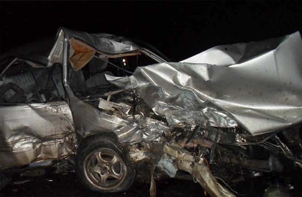 На дороге М10 столкнулись автопоезд и Audi 100 – 4 человека скончались