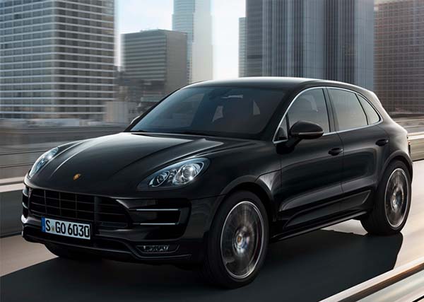 На белорусском рынке стартовали продажи кроссовера Porsche Macan