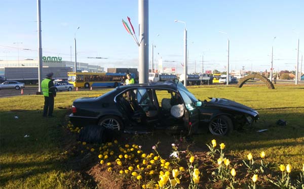 Бесправный водитель на BMW попал в ДТП и скончался