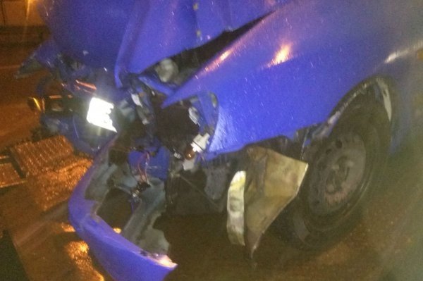 В Молодечно водитель Mitsubishi врезался в разделительный парапет, спасти его не удалось