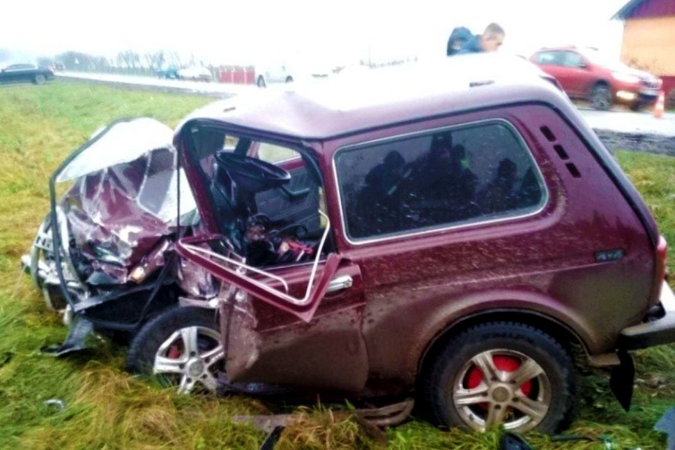 Страшная авария в Ольшанах – водитель чудом уцелел
