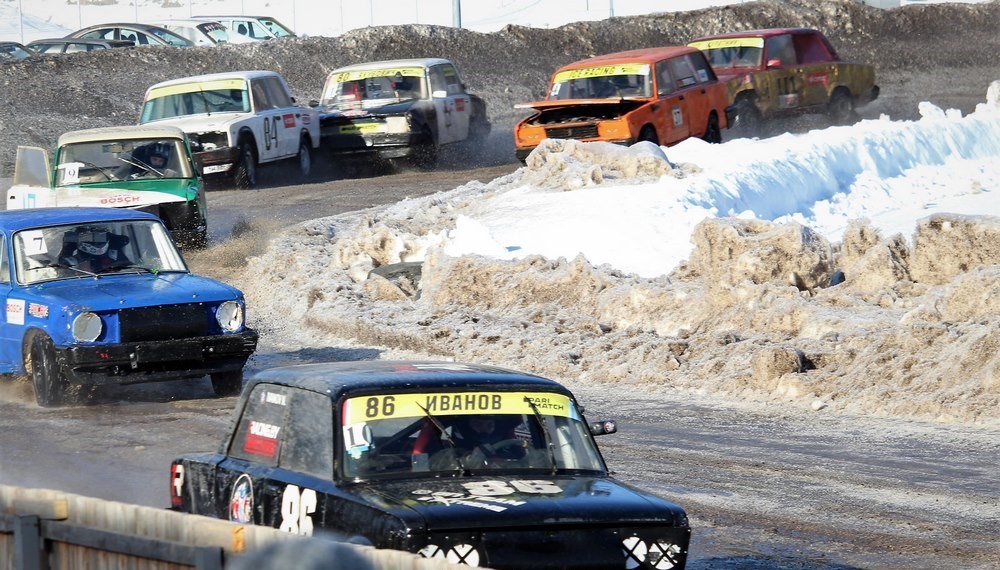 Видео: 12-13 февраля  состоялся третий этап трековых гонок «Горячий лед»