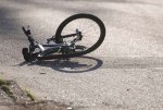 В Барановичском районе грузовик сбил школьника на велосипеде и протянул его по дороге
