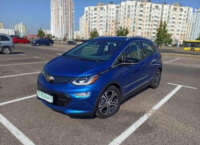 Фото Chevrolet Bolt