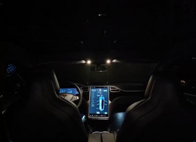 Фото Tesla Model S