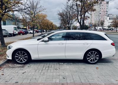 Фото Mercedes-Benz E-класс