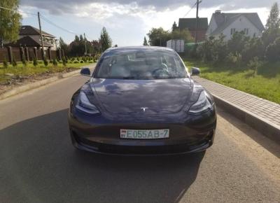 Фото Tesla Model 3