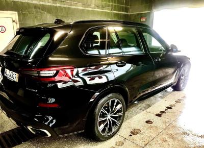 Фото BMW X5