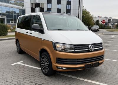 Фото Volkswagen Multivan