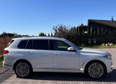 Фото BMW X7