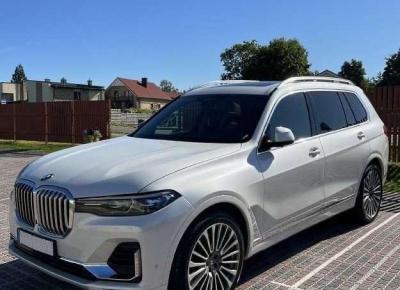 Фото BMW X7