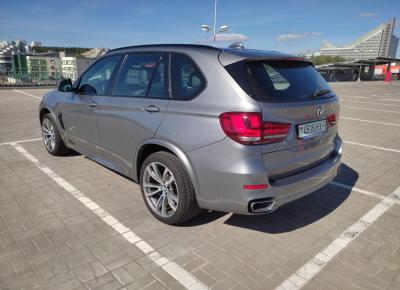 Фото BMW X5