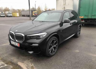 Фото BMW X5