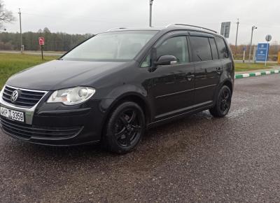 Фото Volkswagen Touran