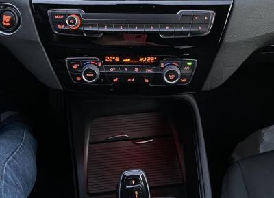 Фото BMW X1