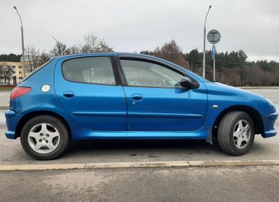 Фото Peugeot 206