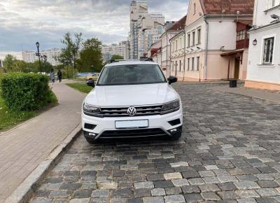 Фото Volkswagen Tiguan