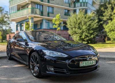 Фото Tesla Model S