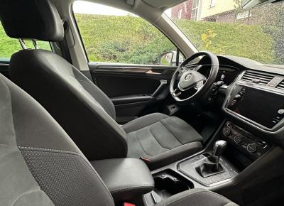 Фото Volkswagen Tiguan