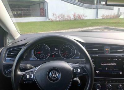 Фото Volkswagen Golf