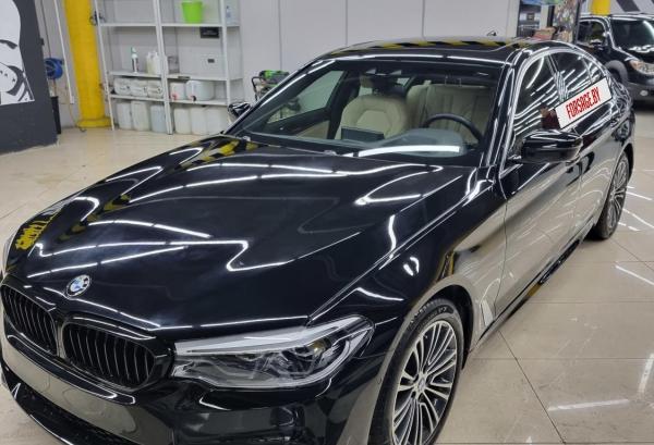 BMW 5 серия, 2018 год выпуска с двигателем Бензин, 125 497 BYN в г. Минск