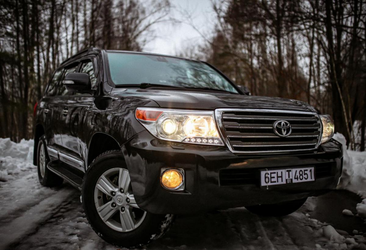 Купить Toyota Land Cruiser 200 Series Рестайлинг 1, 4.5 Дизель, 2013 года,  Внедорожник 5 дв. Arctic Trucks по цене 109 480 BYN в Бобруйске