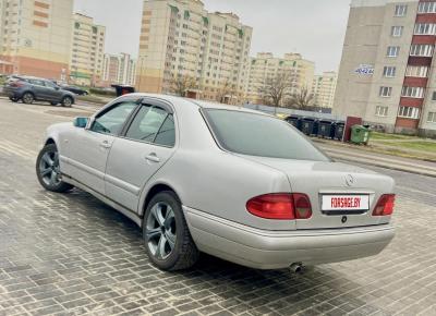 Фото Mercedes-Benz E-класс