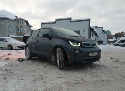 Фото BMW i3