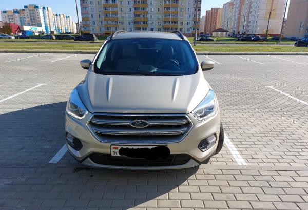 Ford Escape, 2017 год выпуска с двигателем Бензин, 50 284 BYN в г. Солигорск