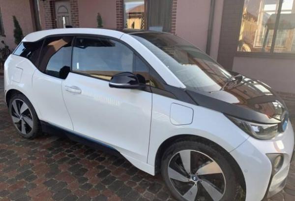 BMW i3, 2016 год выпуска с двигателем Электро, 56 233 BYN в г. Минск