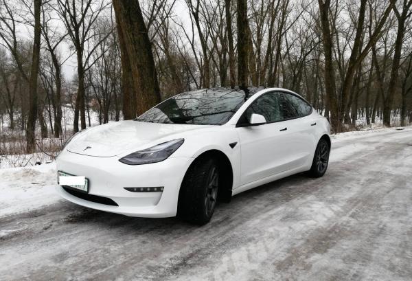 Tesla Model 3, 2021 год выпуска с двигателем Электро, 111 918 BYN в г. Минск