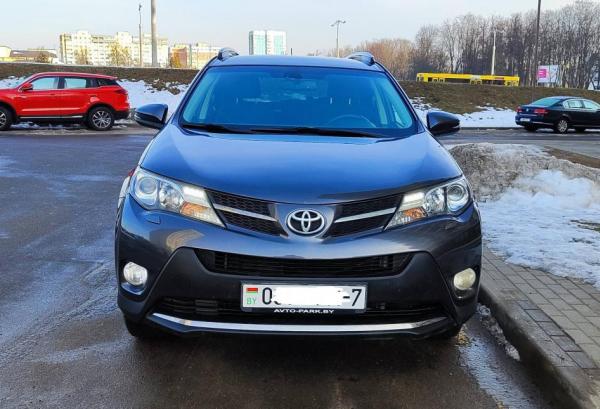Toyota RAV4, 2014 год выпуска с двигателем Бензин, 58 055 BYN в г. Минск
