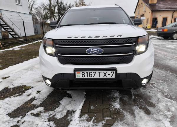 Ford Explorer, 2014 год выпуска с двигателем Бензин, 61 402 BYN в г. Минск