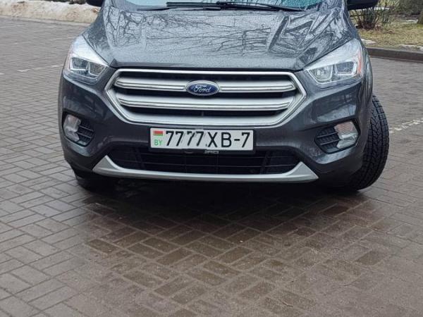 Ford Escape, 2017 год выпуска с двигателем Бензин, 54 932 BYN в г. Минск